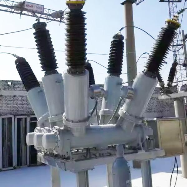 เบรกเกอร์ถังแรงดันสูงกลางแจ้ง SF6 72.5KV 1600amp